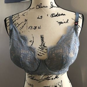 Victoria’s Secret Dream Angels Demi bra 34DDD NWT